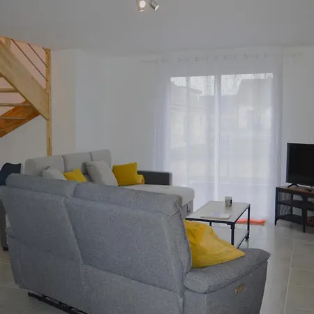 Holiday home Les Embruns, Maison Neuve Pres Des Plages