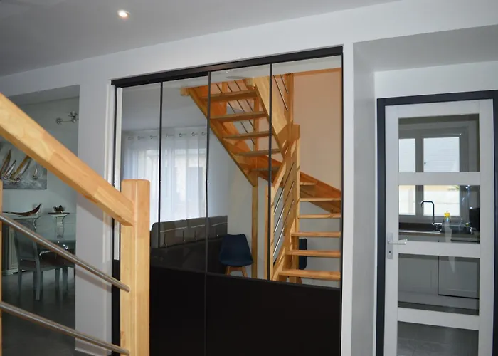 Les Embruns, Maison Neuve Pres Des Plages بيت للعطل